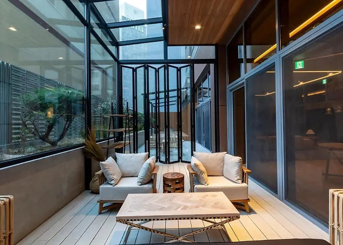 Hound Garden&terrace