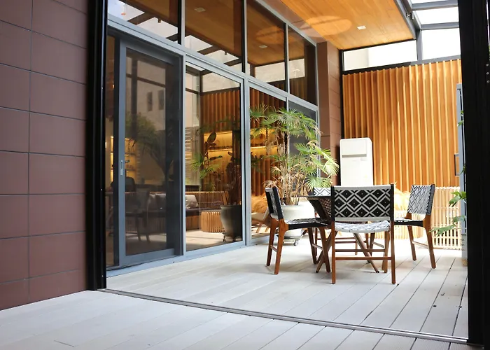 Hotel Hound Garden&terrace