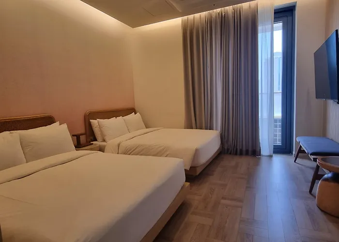 Hotel Hound Garden&terrace 3*