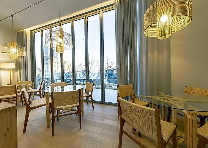 Hound Garden&terrace Hotel 3*